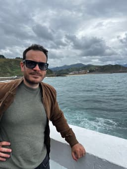 Javier Eurrutia, founder of DecayRadar